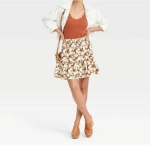 Brown and White Floral Elastic Waist Skirt With Pockets Size Small NWOT